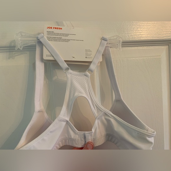 Joe Fresh Adjustable Sports Bra - Picture 2 of 4